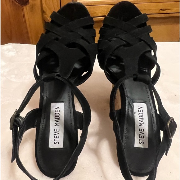 Steve Madden Heels - Picture 5 of 8